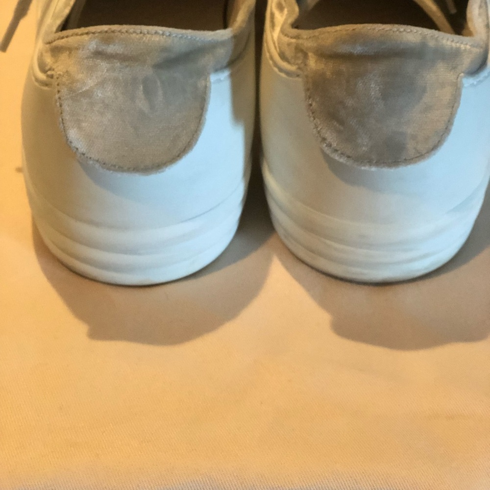 Authentic Chanel sneakers - Picture 14 of 14